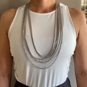 Multilayered metal necklace